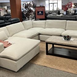 I’m Jon Green, Wayne’s Home Sales Representative🌟 Feather Filled Cloud Sectional Couch Set 🌟 Fast Delivery 