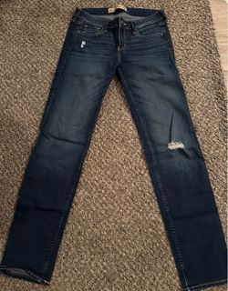 Hollister jeans sizes 5 , 7 $10 each or all for $50