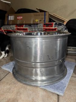 Pair of 18x6 Weds Outer Wheel lips