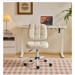 Compact Small Desk Chair, Cute Armless Chair with Wheels, Vanity Chair with Low Back, Height Adjustable Task Chair for Small Spaces, Office, Bedroom, 