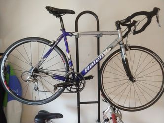 Raleigh 2009 53cm Grand Sport Superlite Race Atomic 13 Race Bike for Sale in Portland OR OfferUp