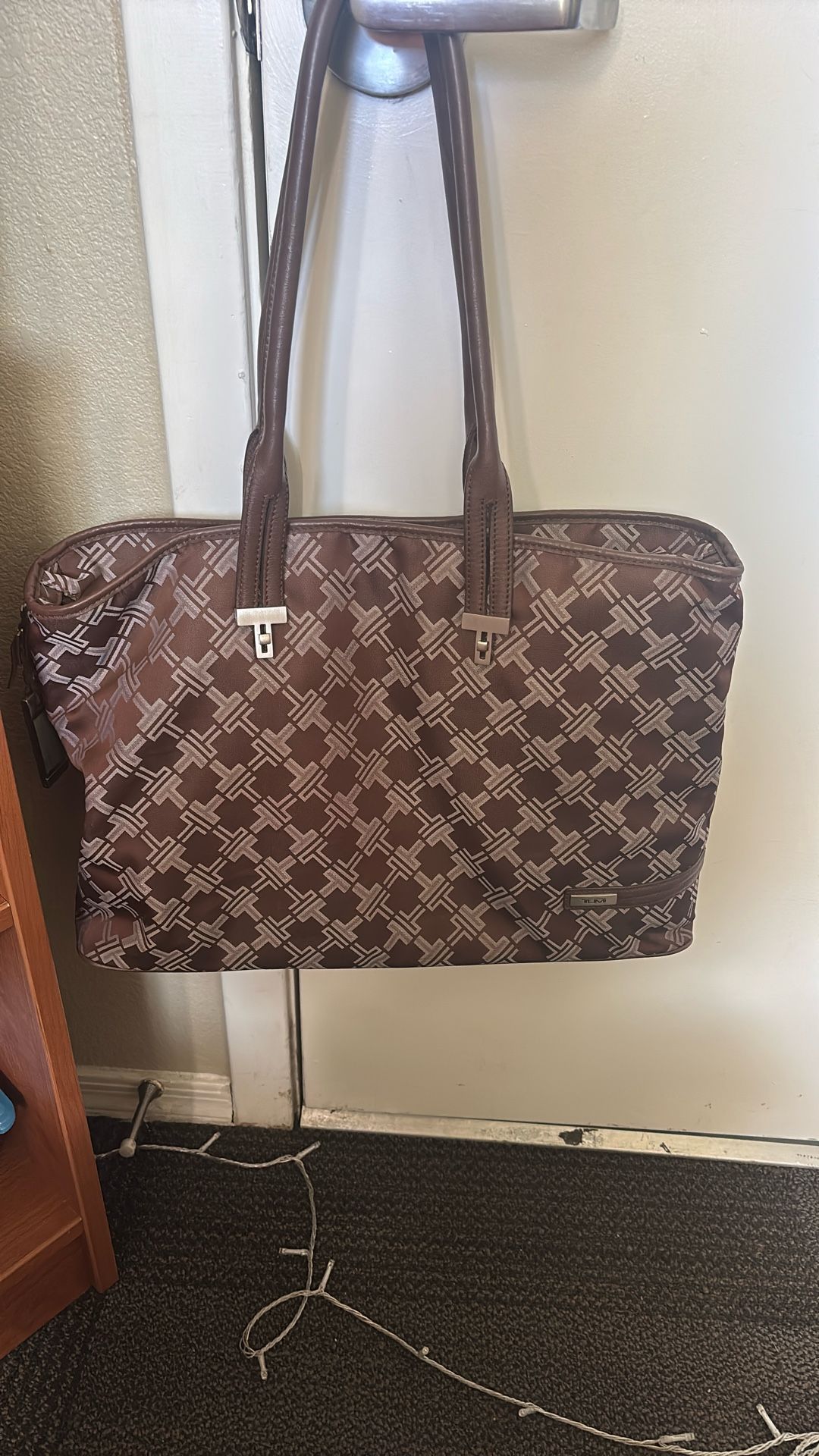Tume Tote Bag