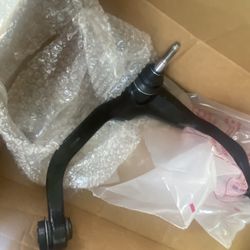 2009 Jeep Liberty Upper Control Arm 