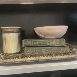 Delicate mirrored Tray