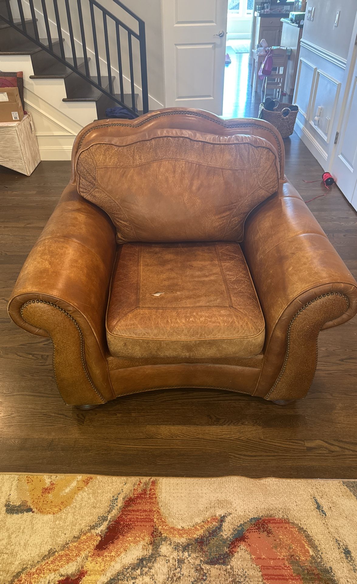 Free Leather sofa Chair