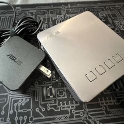Used ASUS Mini-Projector S1 Ultra-Lightweight 200 Lumen Mini LED Home Theater