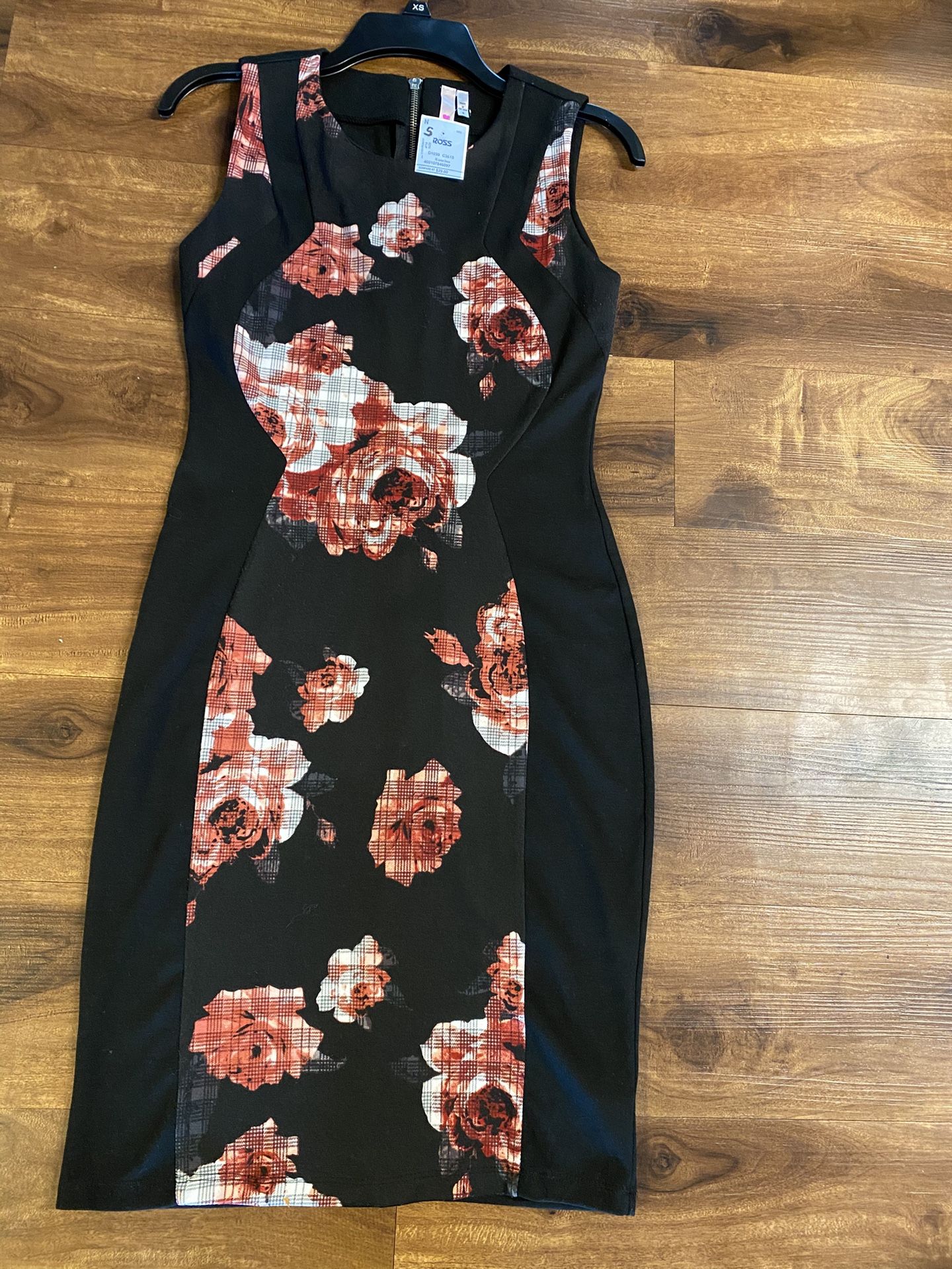 Brand new Woman’s Three Pink Hearts brand Black Floral Bodycon Dress Up for Sale 