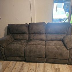 Reclining Sofa & Loveset