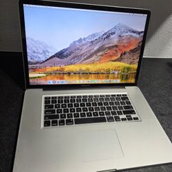 MACBOOK PRO 2011 17 
