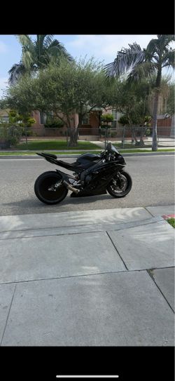 R6 2009