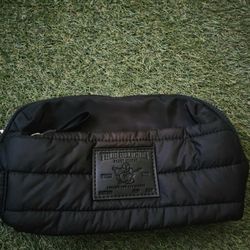 True Relgion Puffer Toiletry Bag