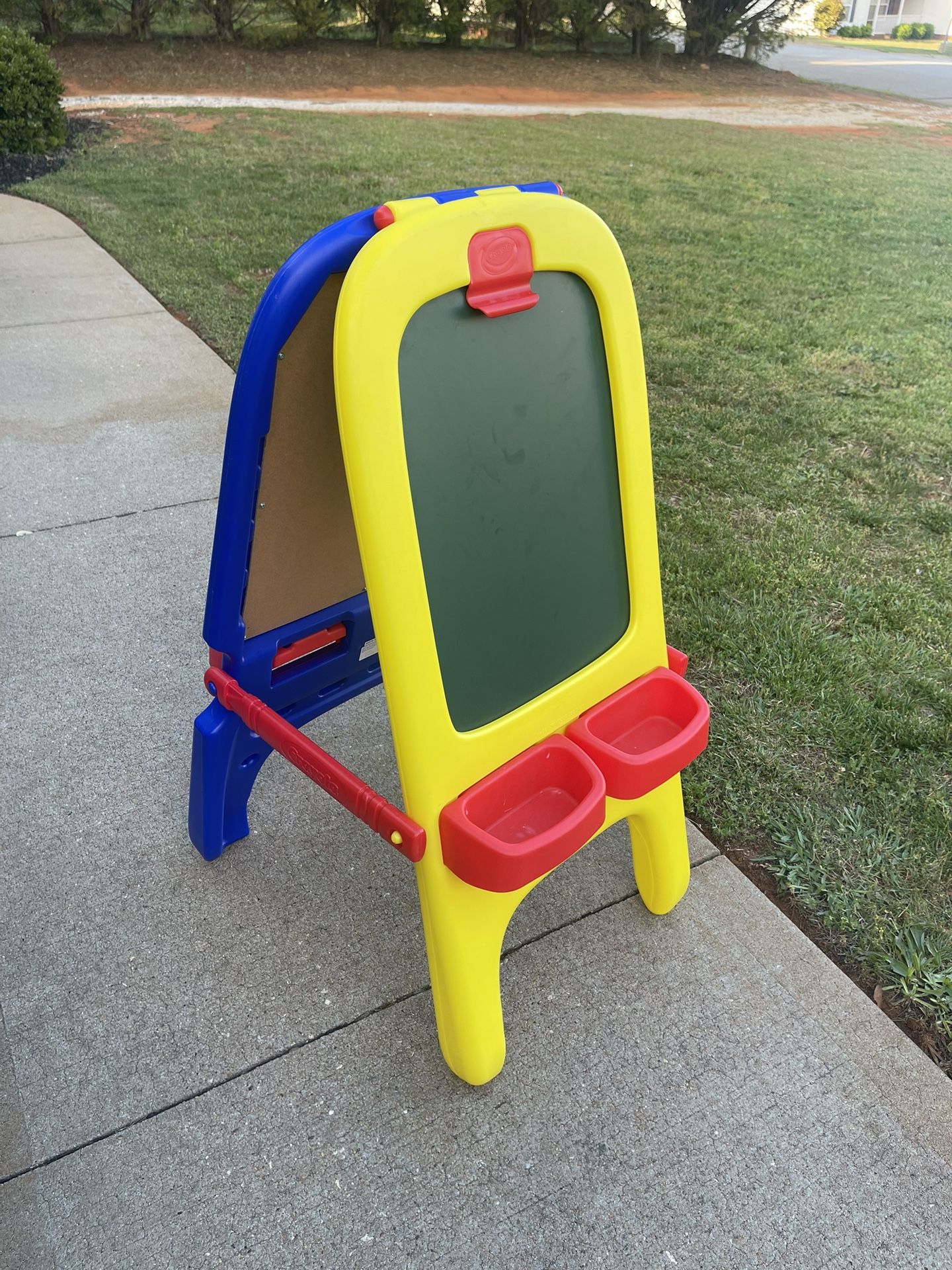 Crayola Kids Easel New