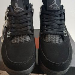 Air Jordan 4s Size 10