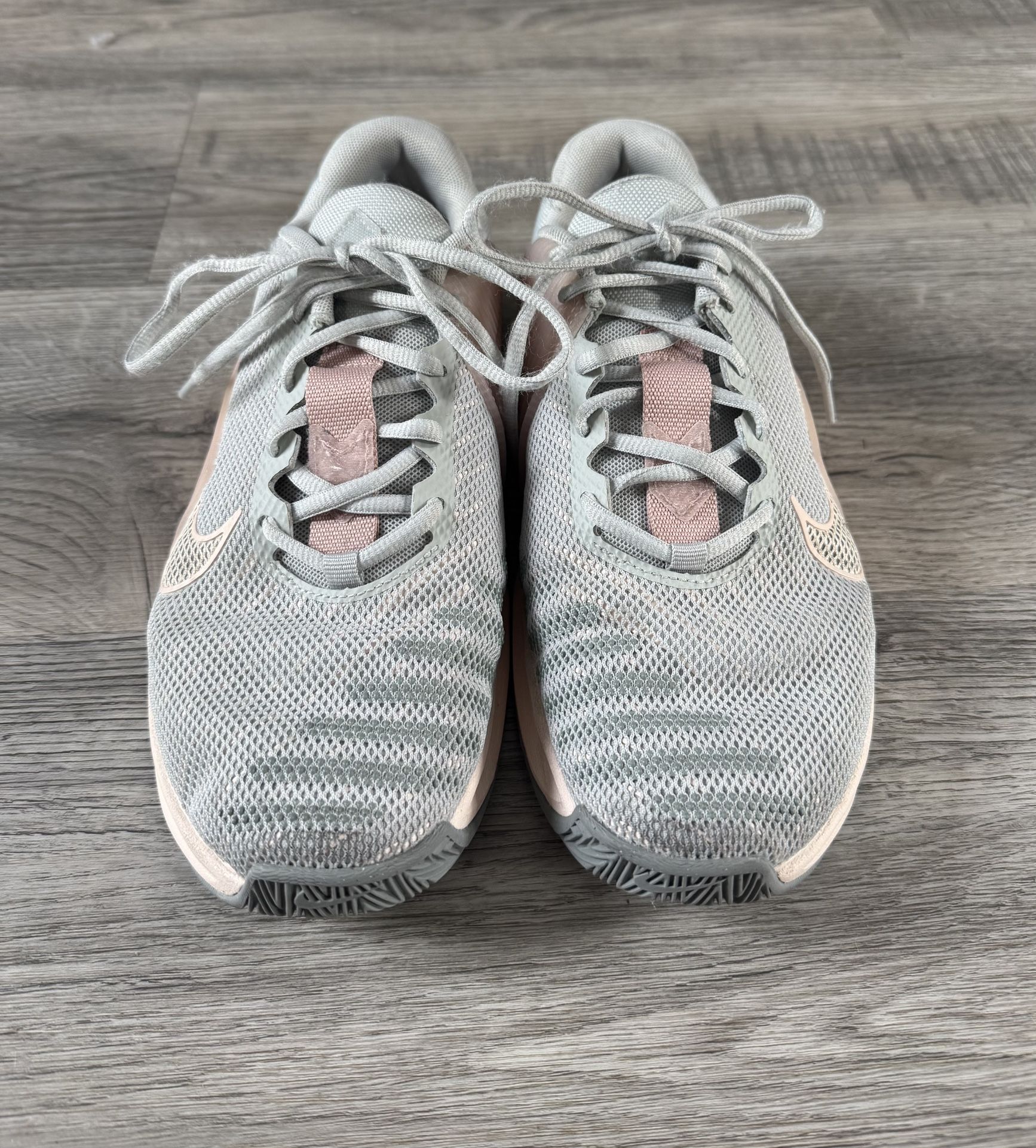 Nike Women's Size 10 Metcon 9 Training Shoes -Guava Ice-