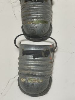 Metal shoes for compaction