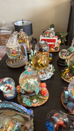 Disney snow globs