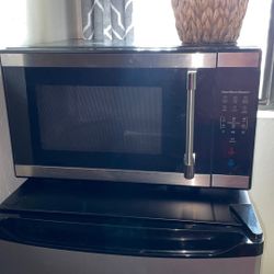 Hamilton Beach microwave 