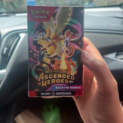 Ascended Hero’s  Booster Bundle