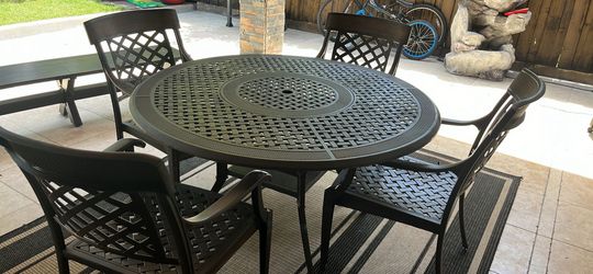 Patio set