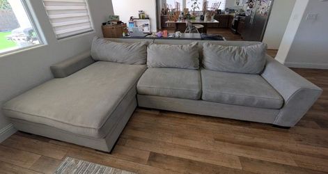Sofa with chaise