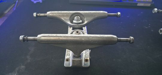 2 Sets of Independent Trucks For Sale OBO