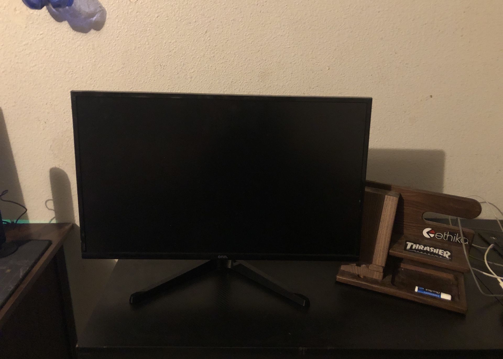 Onn 24” Monitor Will Negotiate