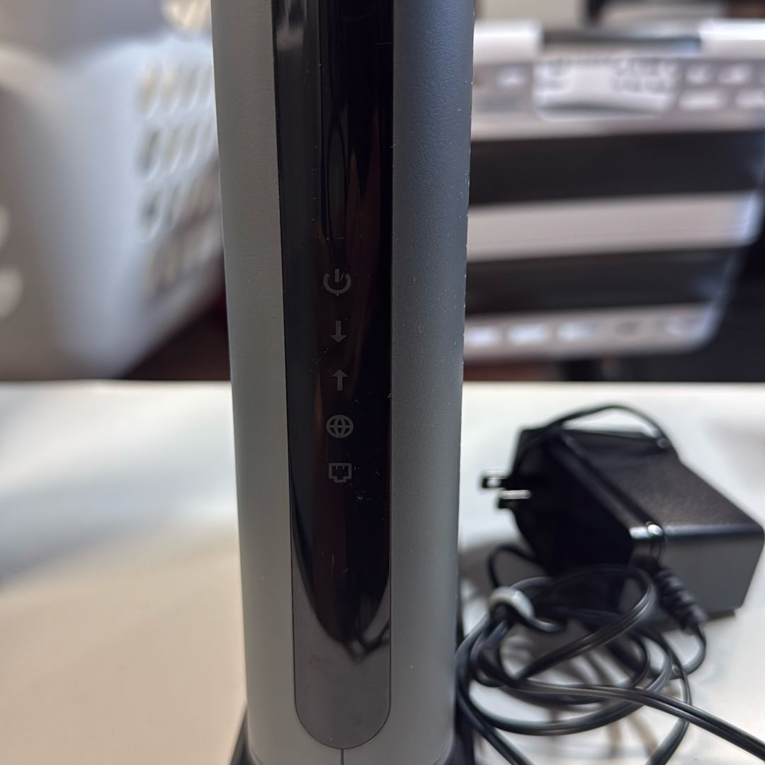 Motorola Cable modem MB7621