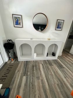 Console table