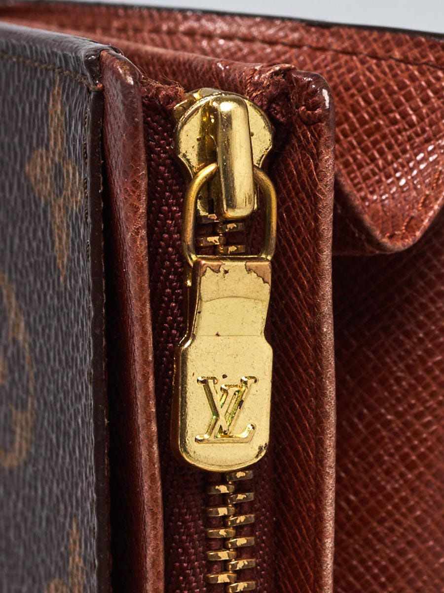 Louis Vuitton Coin Purse: TAKASHI MURAKAMI X LOUIS VUITTON BLACK MONOGRAM  MULTICOLORE PORTE MONNAIE PLAT for Sale in Los Angeles, CA - OfferUp