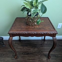 Rare Bombay Company End Table 