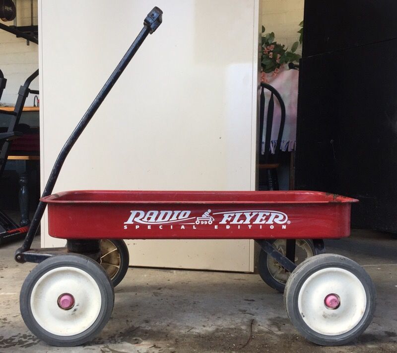 Vintage RadioFlyer special edition 0990 wagon for Sale in El Cajon