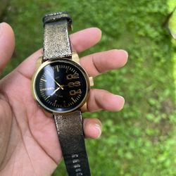 Diesel men’s gold leather strap watch