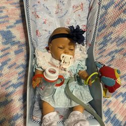 Baby Dolls Vintage And Car seat Vintage 1960 