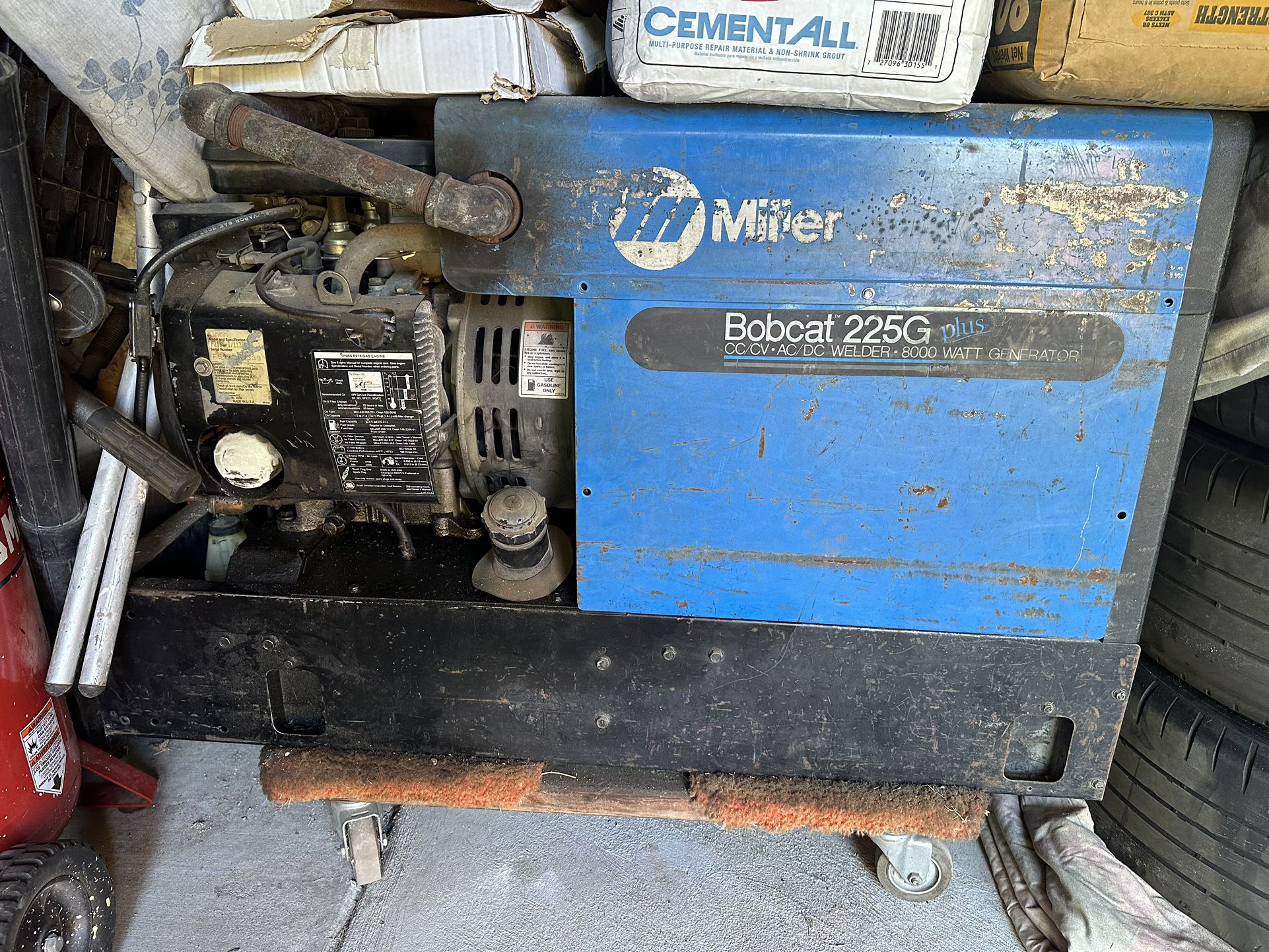 Miller Bobcat 225G AC/DC Welder • 8000 Watt Generator
