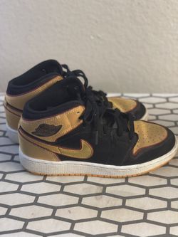 Boys Youth Nike Jordans