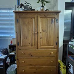Armoire Cabinet 