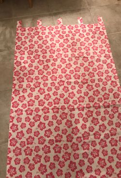 Beautiful Pink Flowered Curtains
