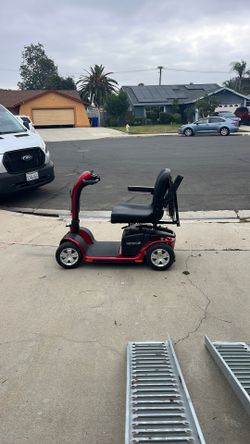 Mobility scooter