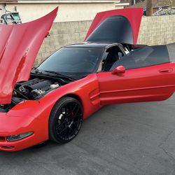 2004 Corvette 