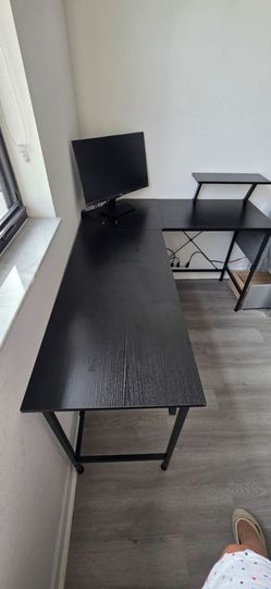 L-Shape desk