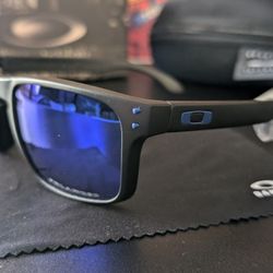 Oakley Holbrook Sunglasses 