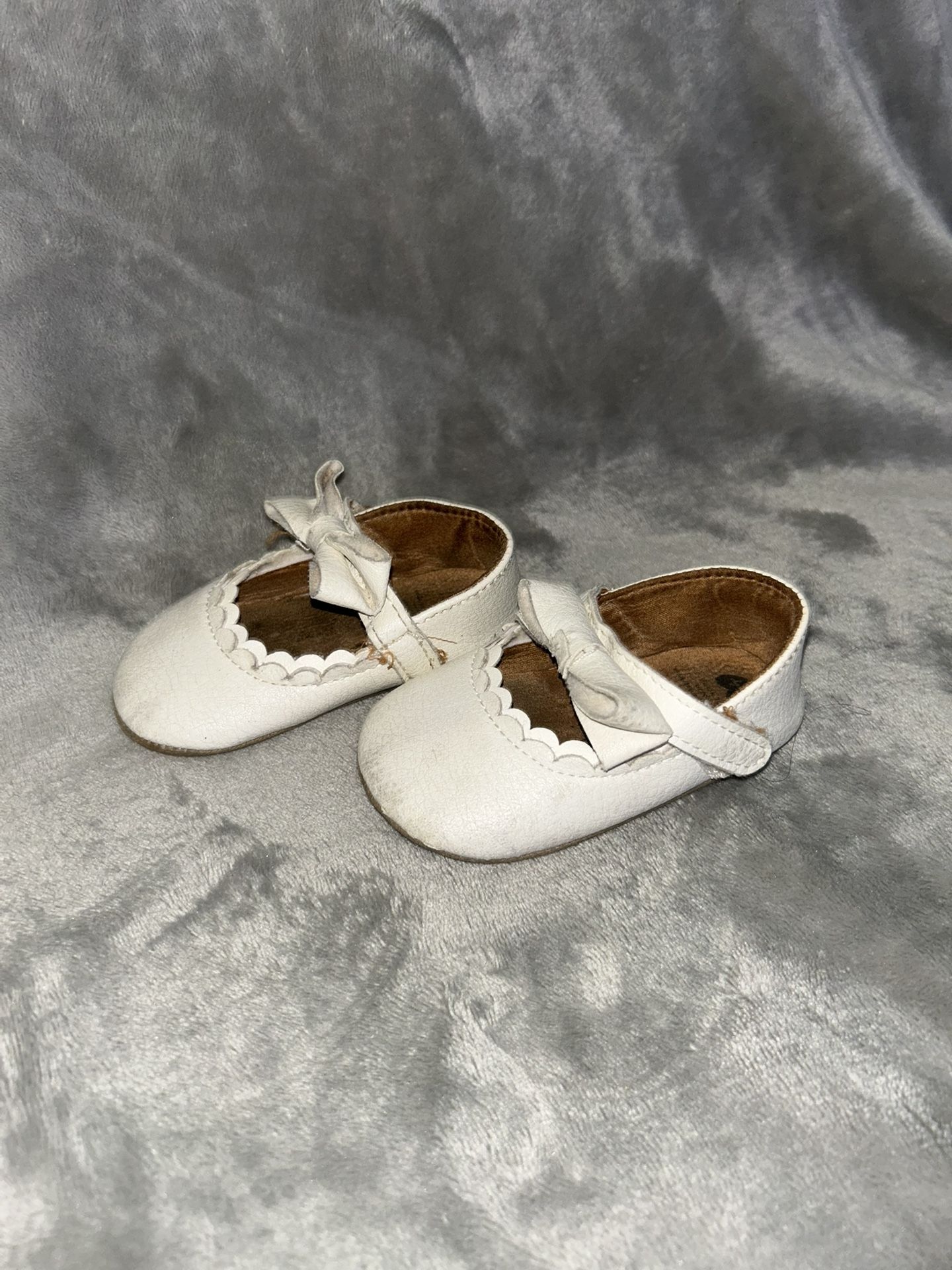 Size 5 Baby White Flats