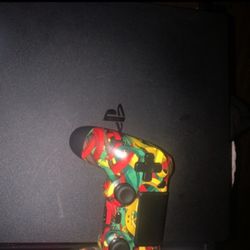 PS4 Slim 