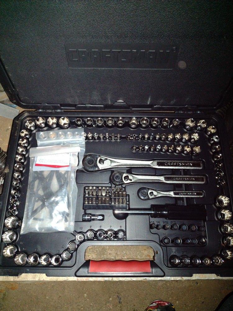 Craftsman 220 pc sale mechanic's service set