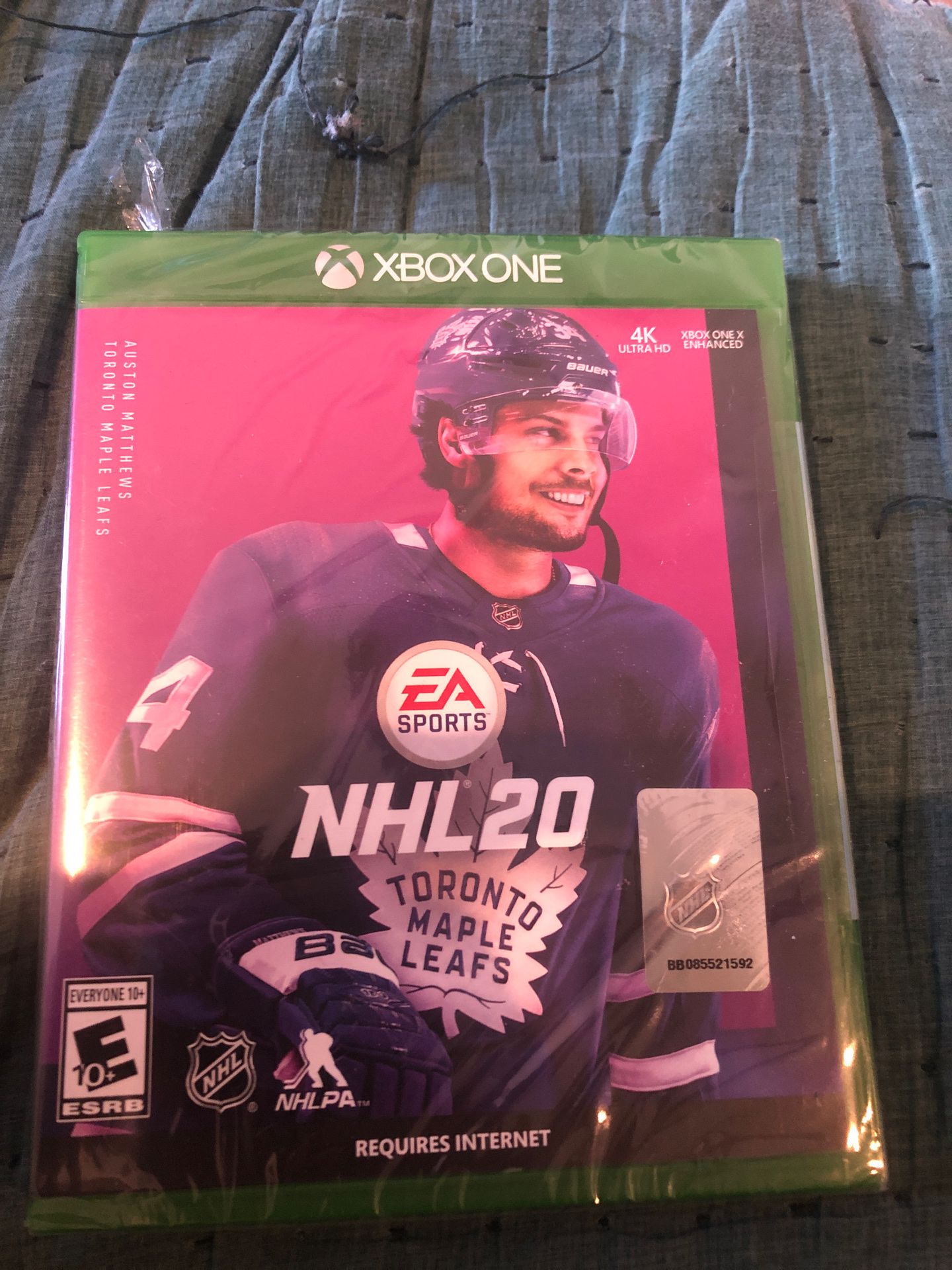 NHL20 for Xbox One brand new sealed 30$$$