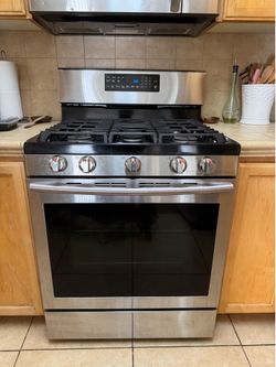 Kitchen grill and oven very good condition