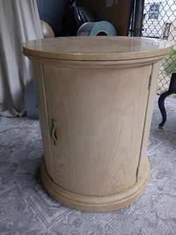 Vintage Hoosier barrell/drum with marble top!