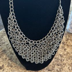 Chainmail necklace