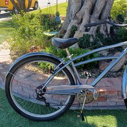 Schwinn 7 speed Beach Cruiser 29" XLNT Condition