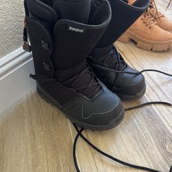 Thirtytwo Snowboarding Boots Size 7